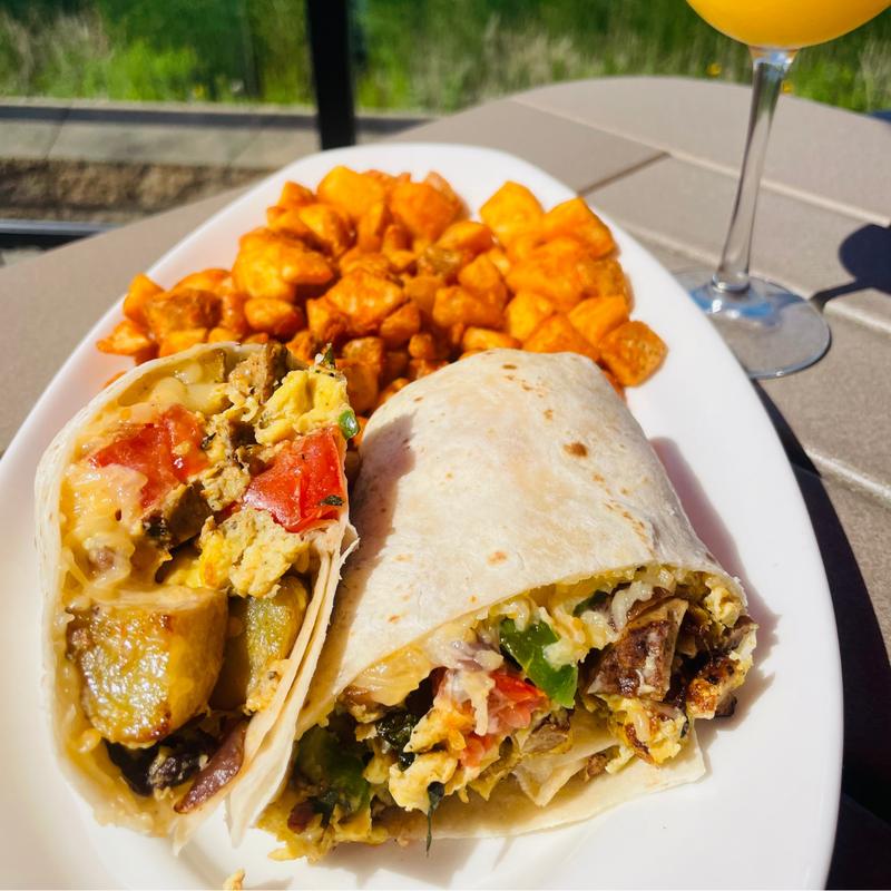 Five West signature dishes Eggs Benedict
Breakfast Burrito
Cinnamon French Toast